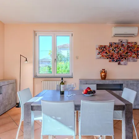 Alex By Interhome Gera Lario